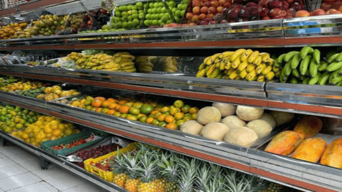 Las lluvias qie se presentan en el país podrían aumentar los precios de los alimentos.