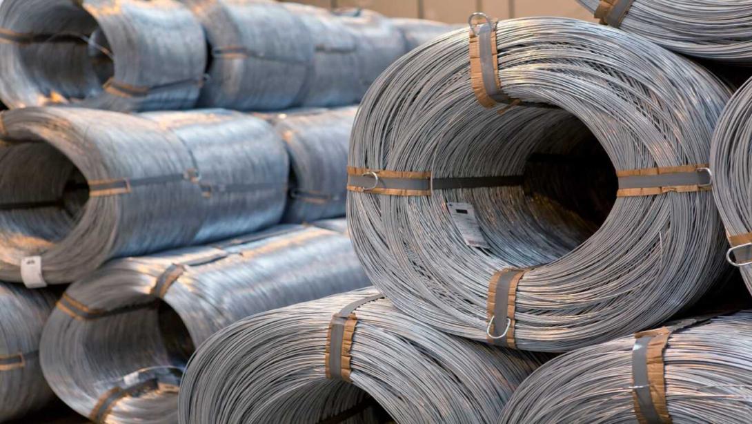  El Gobierno del Progreso impuso un arancel del 35 % a la importación de 14 productos de la industria siderúrgica y metalmecánica como clavos, barras de hierro o acero, alambre de hierro o acero y alambre de púas, entre otros.