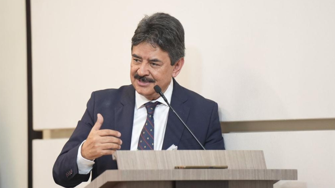 Senador González Villa 