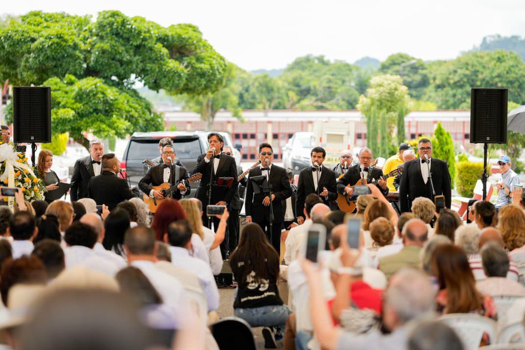serenata en homenaje al dueto Garzón y Collazos