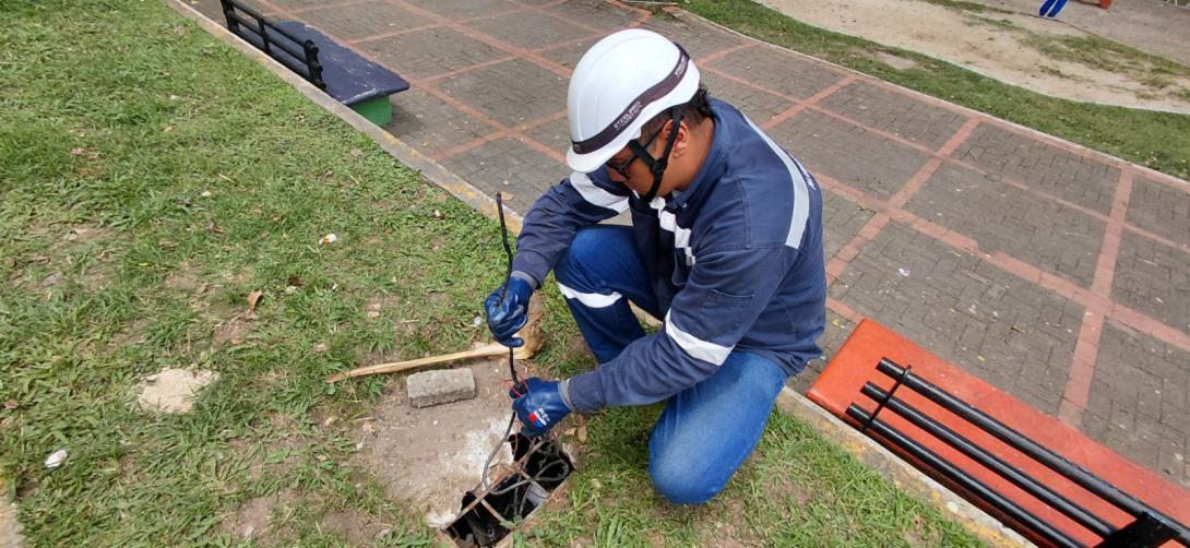 Arreglo de instalaciones de alumbrado público