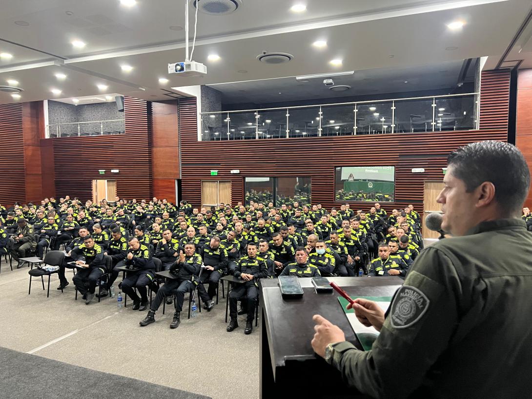 Policías