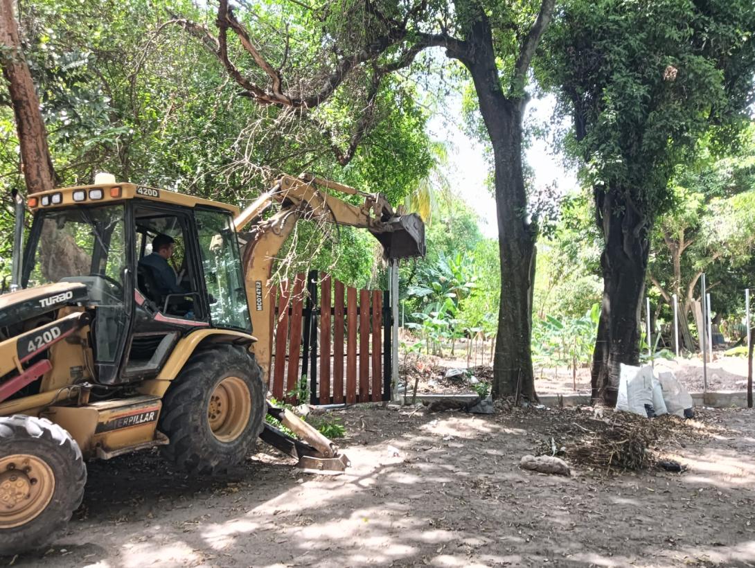 Demolición de construcción Ilegal en El Espinal