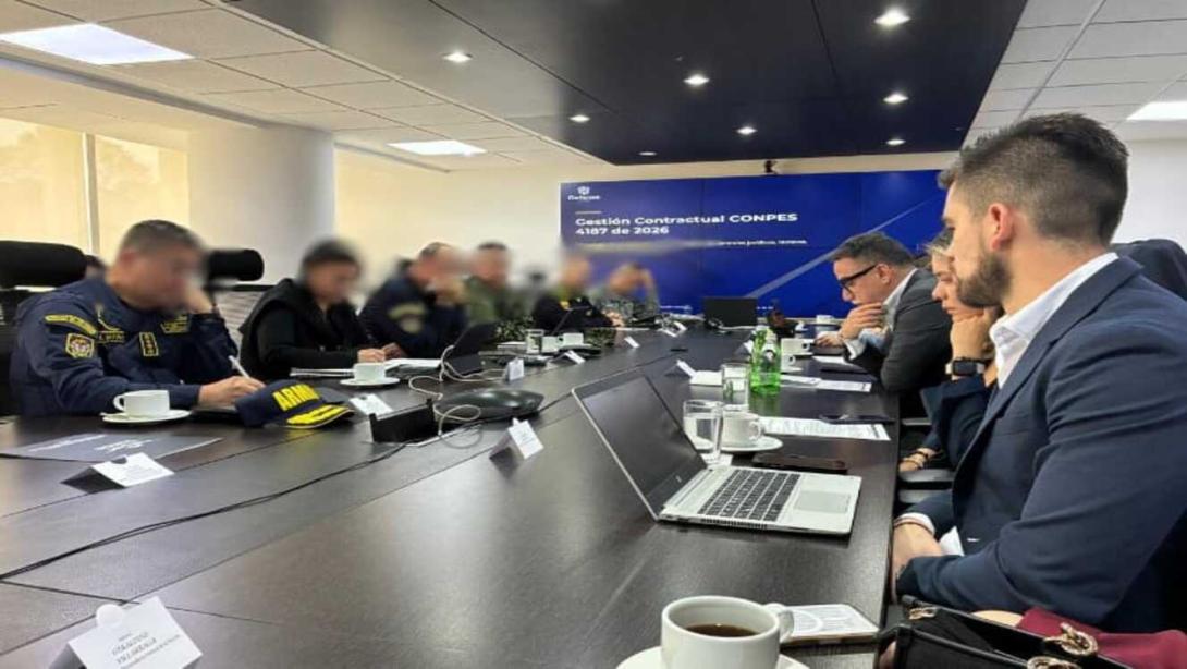 Procuraduría revisa contratos de MinDefensa