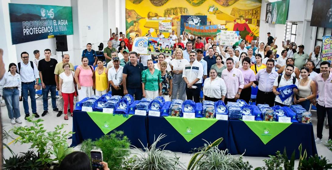 Ocho comunidades de Espinal reciben apoyo para desarrollar proyectos ambientales
