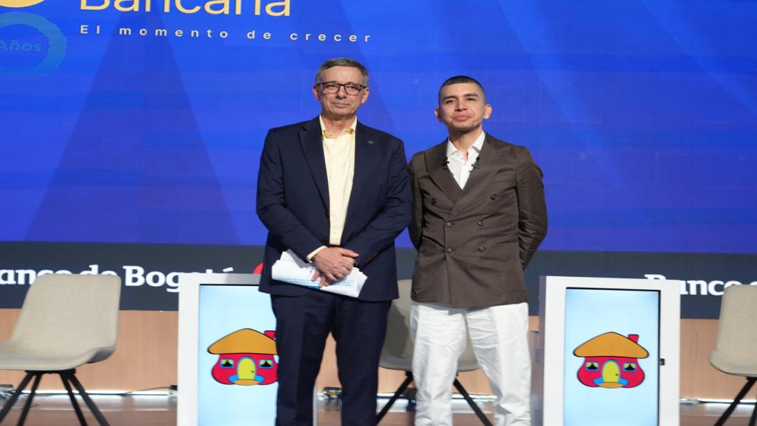 Miguel Gómez, Min bhacienda y Jonathan Malagón presidente de Adsobancaria en la Clausira de la Convención Bancariua