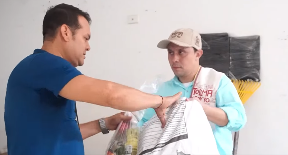 Gobernadora llega a Cunday con refuerzos de varios departamentos para enfrentar incendio forestal
