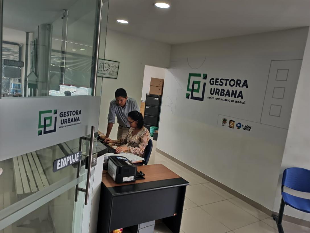 Si tiene un negocio en Ibagué y quiere usar el espacio público, estos son los permisos, lo que le piden y cómo se calcula el cobro