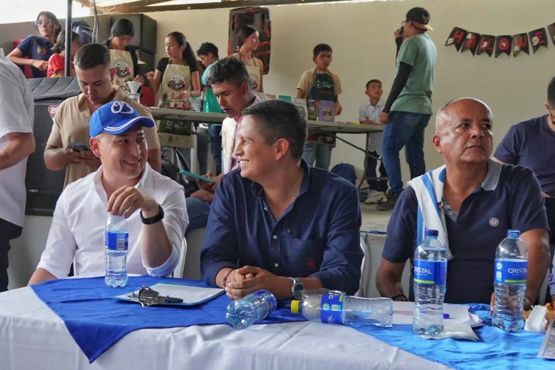 Óscar Barreto y Joseph González 
