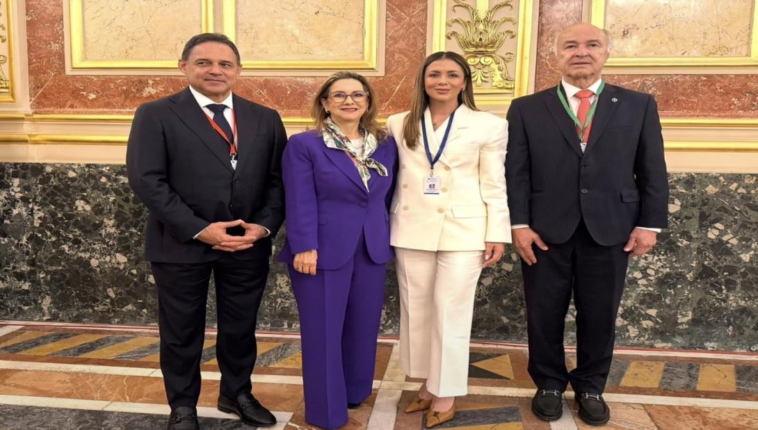Honorio Henriqez, presidente del Congreso asiste a Foro Interpalamentario en España