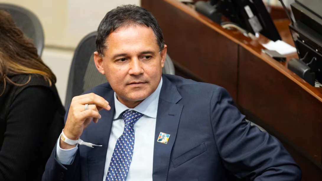 Senador Honorio Henrqiuez, presidente del Congreso