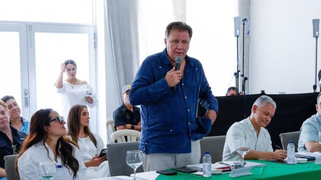 Indalecio Dangond, ministro de Agricultura.