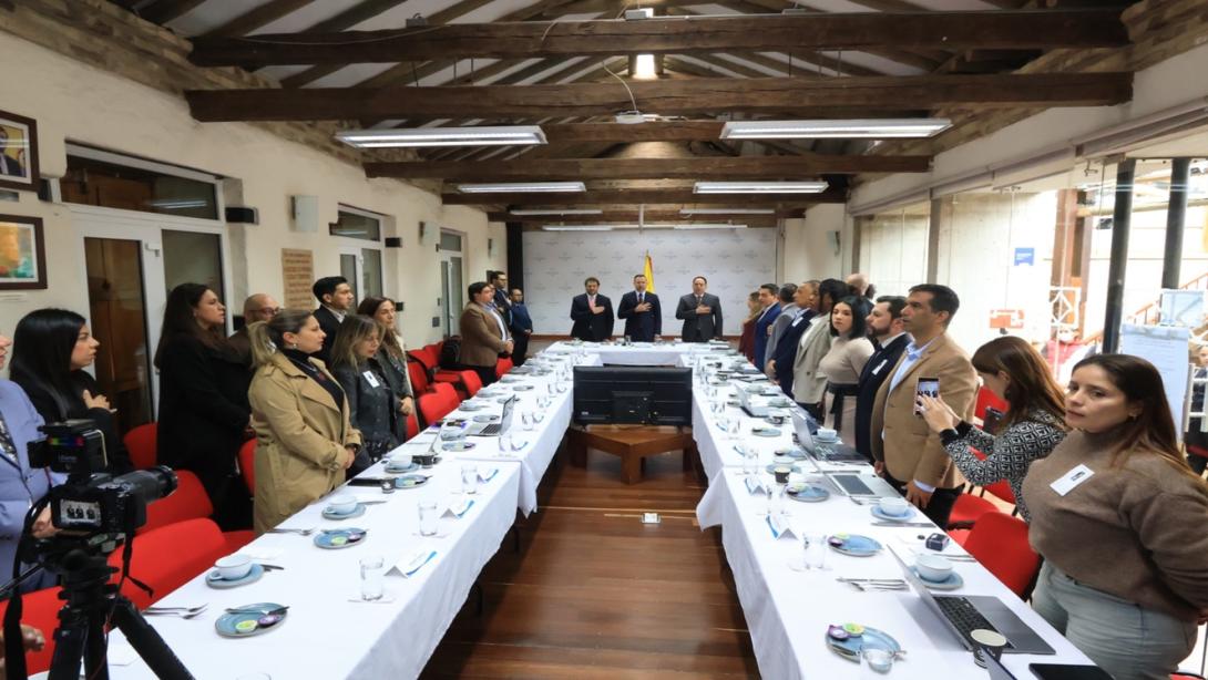 El Fondo Milagro reunió a gobernadores y alcaldes de territorios afectados por el terremoto.
