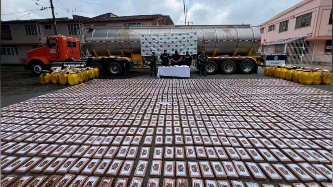 ​Las operaciones de la Fuerza Pública en​ distintas regiones del país dejaron como resultado la incautación de 1.058 kilos de marihuana y 611,8 kilos de cocaína.